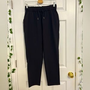 Lululemon black trousers size 8